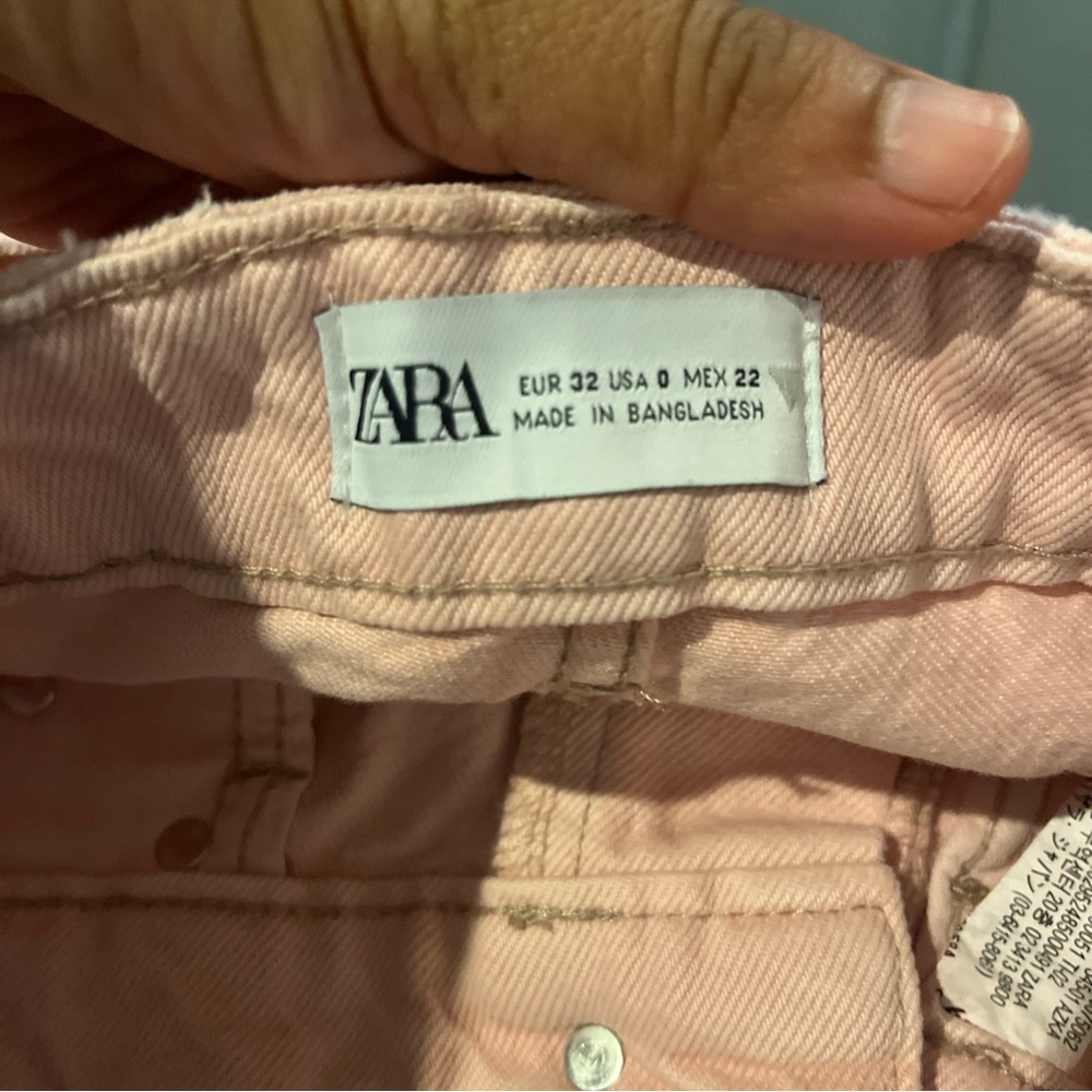 ZARA HIGH RISE DENIM SHORTS
PINK - Picture 6 of 10